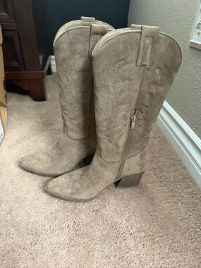 London Rag cowboy boots